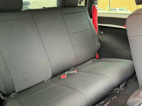 Used 2012 Jeep Wrangler Rubicon w/ Dual Top Group image 12