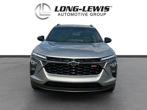 Used 2025 Chevrolet Trax RS w/ Driver Confidence Package FWD image 11