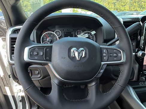 New 2026 RAM 3500 Big Horn AWD/4WD image 22