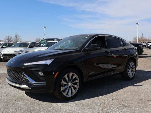 New 2026 Buick Envista Avenir FWD image 3