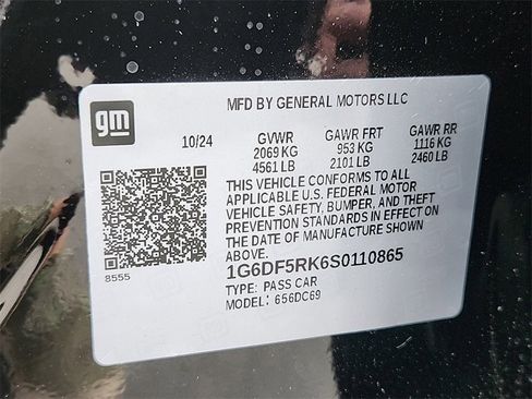 New 2025 Cadillac CT4 Premium Luxury image 17