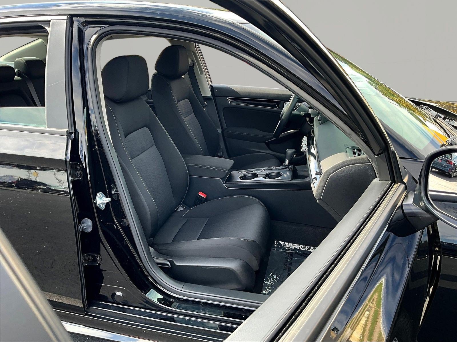 Used 2024 Honda Civic EX image 27