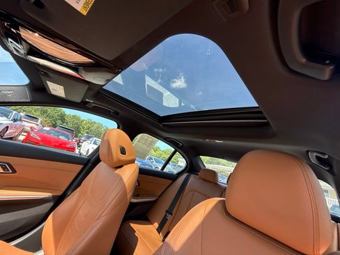 Used 2020 BMW 330i Sedan w/ Convenience Package RWD image 6