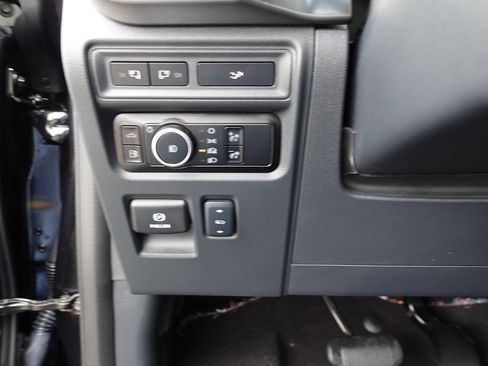 Used 2024 Ford F150 Lariat AWD/4WD image 64