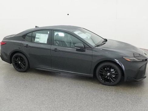 New 2026 Toyota Camry SE image 12