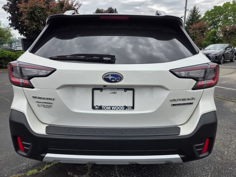 Used 2020 Subaru Outback Touring XT AWD/4WD image 12