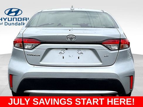 Used 2020 Toyota Corolla LE FWD image 5