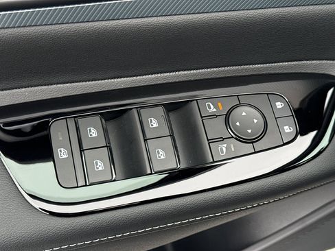 New 2026 Nissan Murano SL image 13