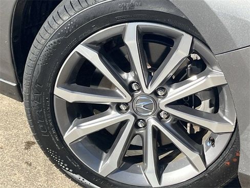 Used 2023 Acura Integra image 10