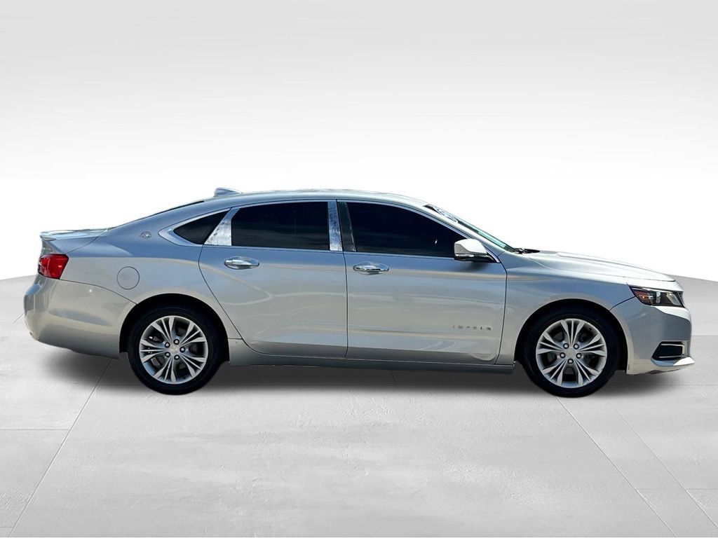 Used 2015 Chevrolet Impala LT w/ Convenience Package FWD image 4