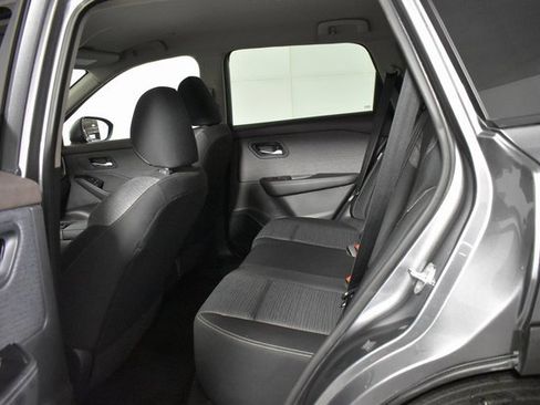 Certified 2023 Nissan Rogue SV image 28