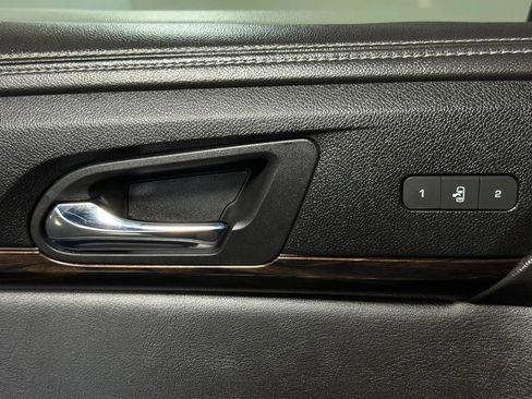 Used 2015 GMC Acadia Denali FWD image 30