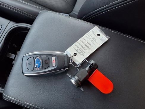 Used 2024 Subaru Forester Limited image 32