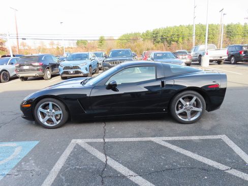 Used 2008 Chevrolet Corvette Coupe image 8