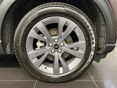 Certified 2023 Ford Explorer XLT w/ Equipment Group 202A AWD/4WD image 7