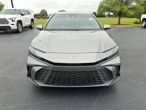 Used 2025 Toyota Camry SE w/ Multimedia Upgrade Package FWD image 8