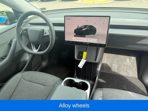 Used 2026 Tesla Model Y 2WD image 16