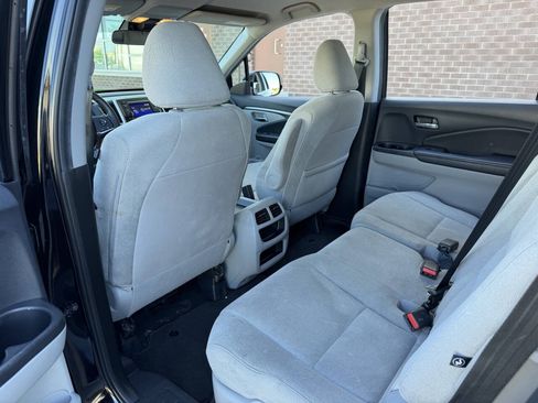 Used 2019 Honda Pilot LX image 27