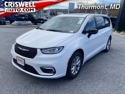 New 2026 Chrysler Pacifica Limited