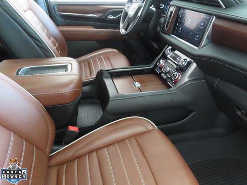 Used 2024 GMC Yukon Denali Ultimate AWD/4WD image 28