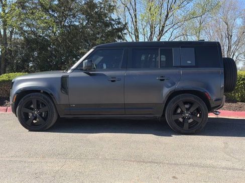 Used 2024 Land Rover Defender 110 Carpathian Edition image 9