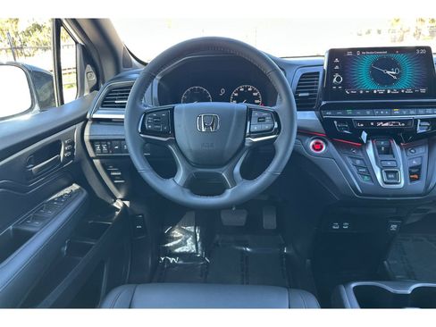 Used 2026 Honda Odyssey Sport-L image 16