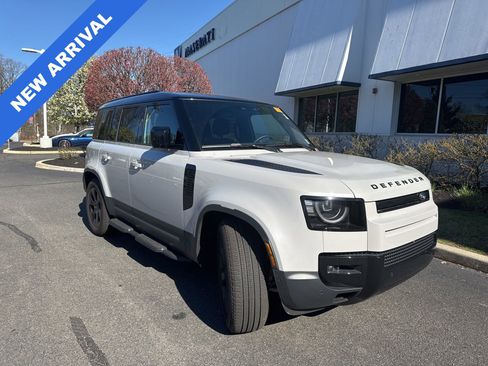 Used 2026 Land Rover Defender 110 S image 1