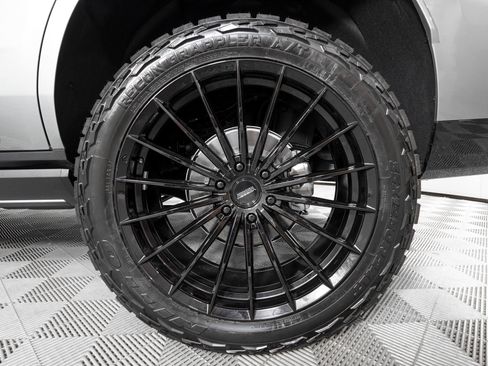 Used 2026 Cadillac Escalade Platinum Sport w/ LPO, Floor Liner Package AWD/4WD image 35