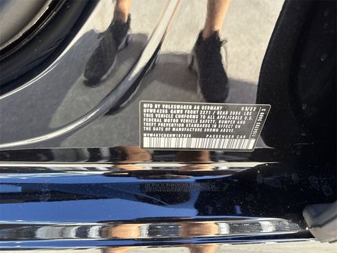 Used 2022 Volkswagen GTI SE image 61