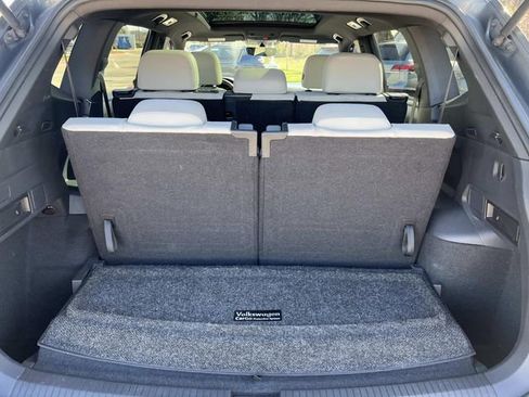 Used 2021 Volkswagen Tiguan SE R-Line image 25