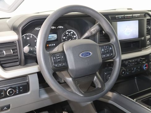 Used 2023 Ford F350 XLT image 6