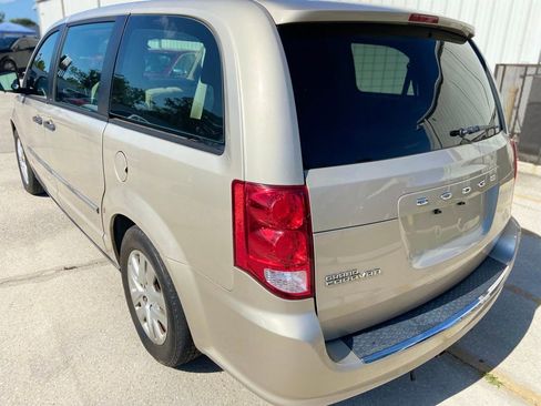 Used 2013 Dodge Grand Caravan American Value Package FWD image 3