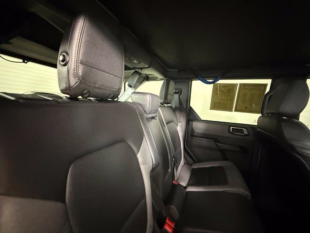 Used 2024 Ford Bronco Black Diamond AWD/4WD image 25