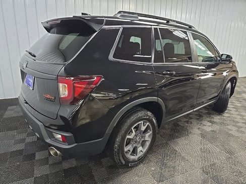 Used 2023 Honda Passport TrailSport image 10
