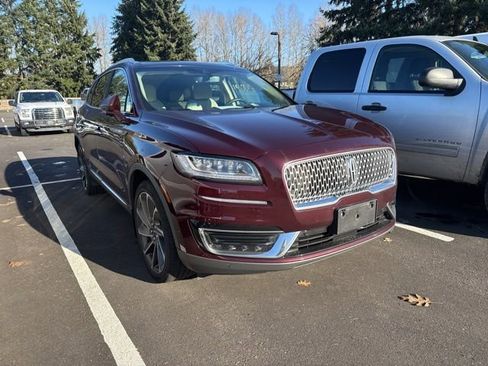 Used 2020 Lincoln Nautilus Reserve w/ Equipment Group 202A image 2