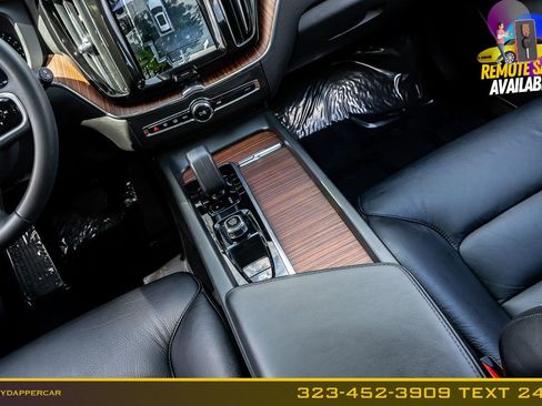 Used 2023 Volvo XC60 B5 Plus AWD/4WD image 23