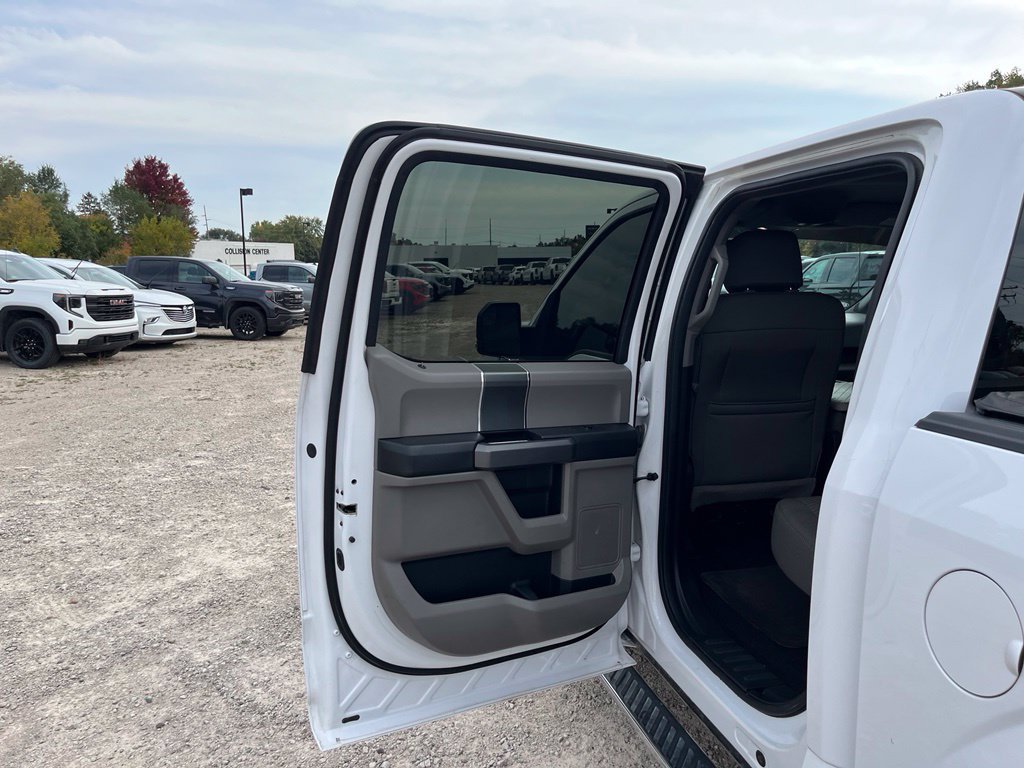 Used 2015 Ford F150 XLT w/ Equipment Group 302A Luxury RWD image 22