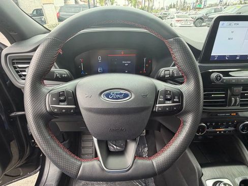 Certified 2023 Ford Escape ST-Line AWD/4WD image 29