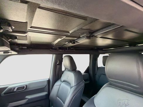 Used 2022 Ford Bronco Badlands image 24