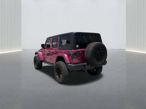 Used 2021 Jeep Wrangler Unlimited Sahara w/ Cold Weather Group AWD/4WD image 6