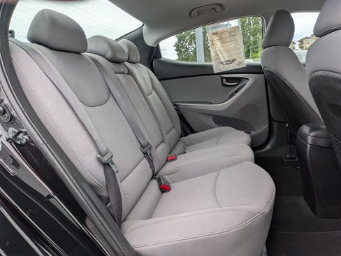 Used 2013 Hyundai Elantra GLS FWD image 8