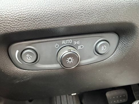 Used 2019 Chevrolet Traverse Premier w/ LPO, Floor Liner Package AWD/4WD image 20