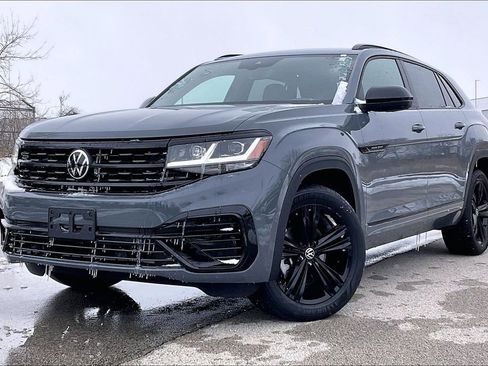 Used 2023 Volkswagen Atlas Cross Sport SEL R-Line image 2