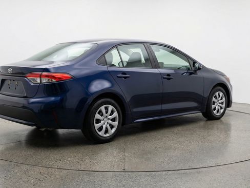 Used 2025 Toyota Corolla LE FWD image 9