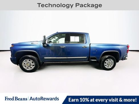 Used 2025 Chevrolet Silverado 2500 High Country w/ Technology Package image 4