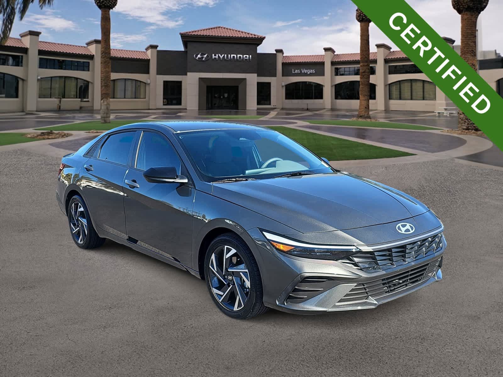 Certified 2025 Hyundai Elantra Sport FWD image 2