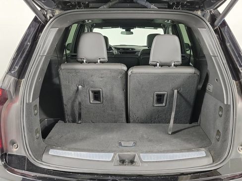 Certified 2024 Cadillac XT6 Luxury AWD/4WD image 9