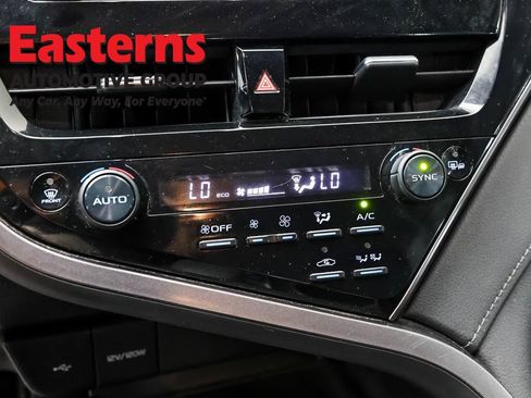 Used 2021 Toyota Camry LE FWD image 19