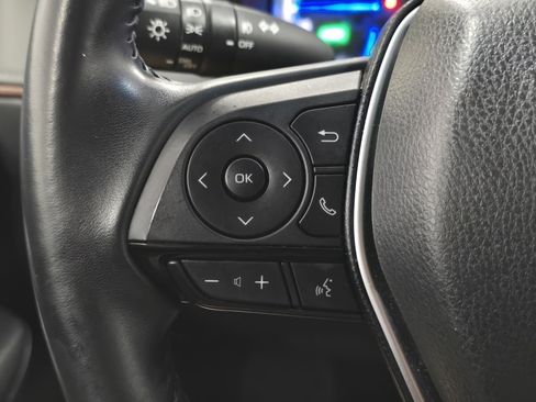 Certified 2024 Toyota Venza XLE image 31