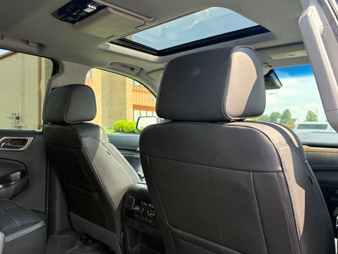 Used 2019 GMC Yukon Denali w/ Open Road Package AWD/4WD image 21